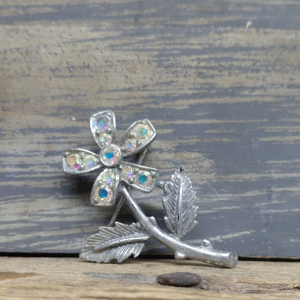 Vintage Signed Sarah Coventry Flower Brooch With AB Stones